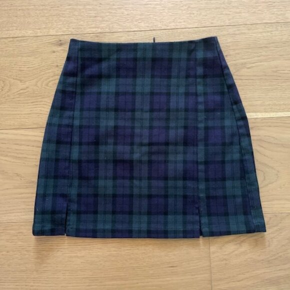 Brandy Melville Tartan Mini Skirt - Navy and Violet - Picture 1 of 4